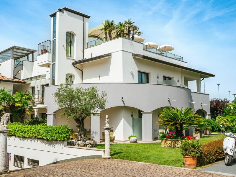Hotel Arena | L’accoglienza qui è di casa.